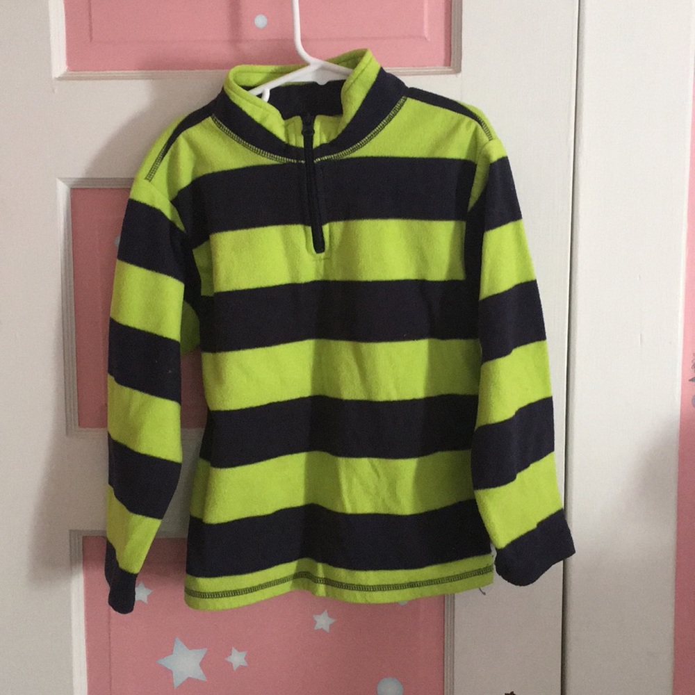 OshKosh boys size 7 fleece